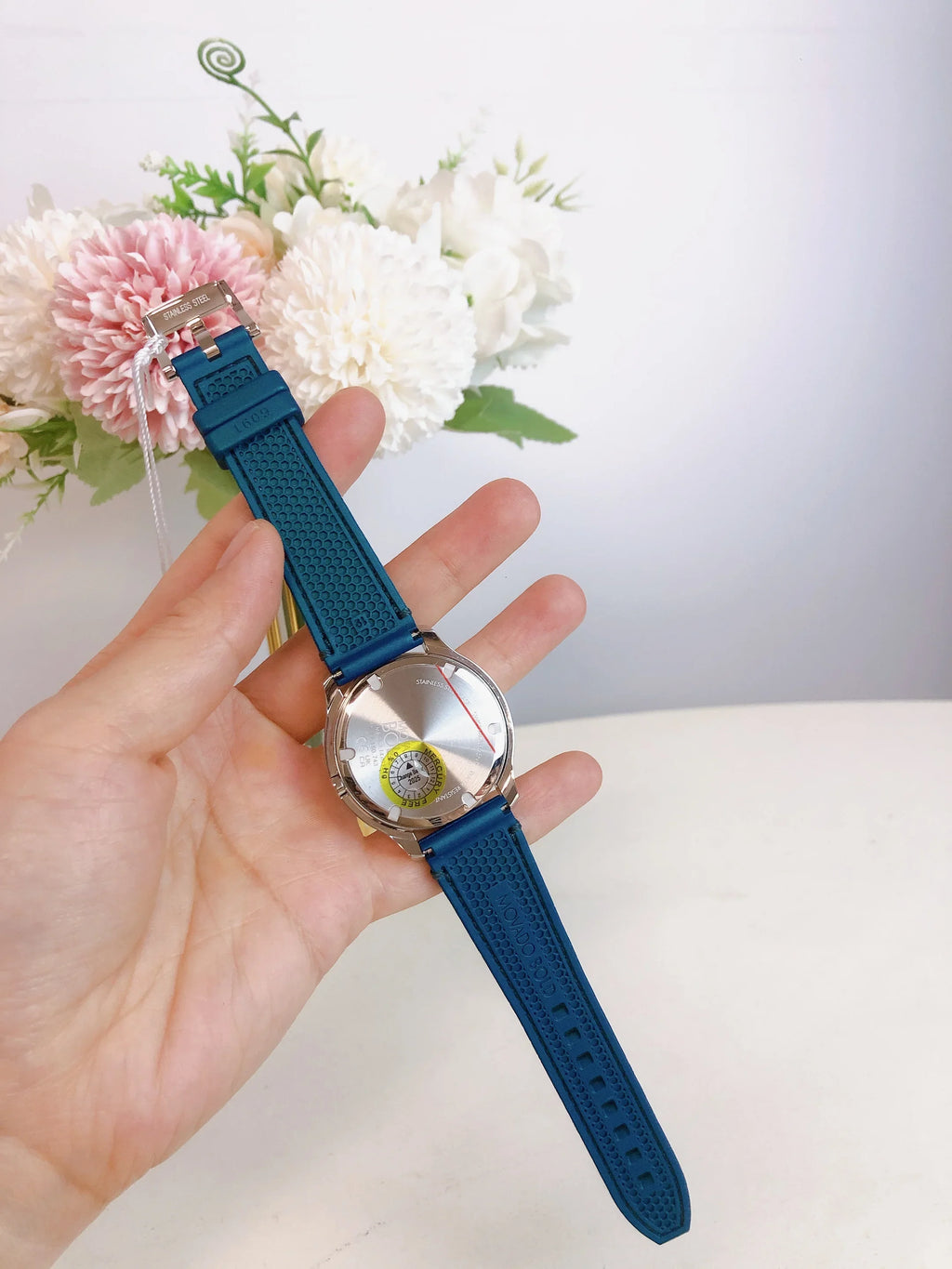 Strap Bold Watch Silicon Movado Dial Women 3600715 Silver Swiss Green