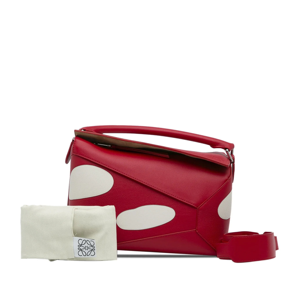 Red Puzzle (Good) Pre-Owned Authenticated Calf Mushroom Small Leather Satchel Edge Unisex LOEWE