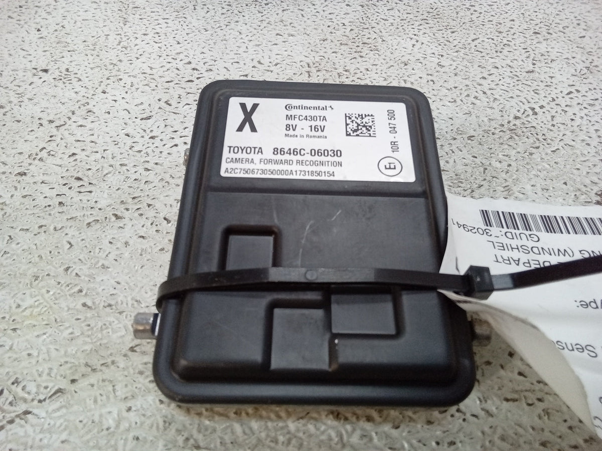 OEM Warning Toyota 2018 Pre-Owned Camera 8646C-06030 Departure Camry Front Lane (Good)