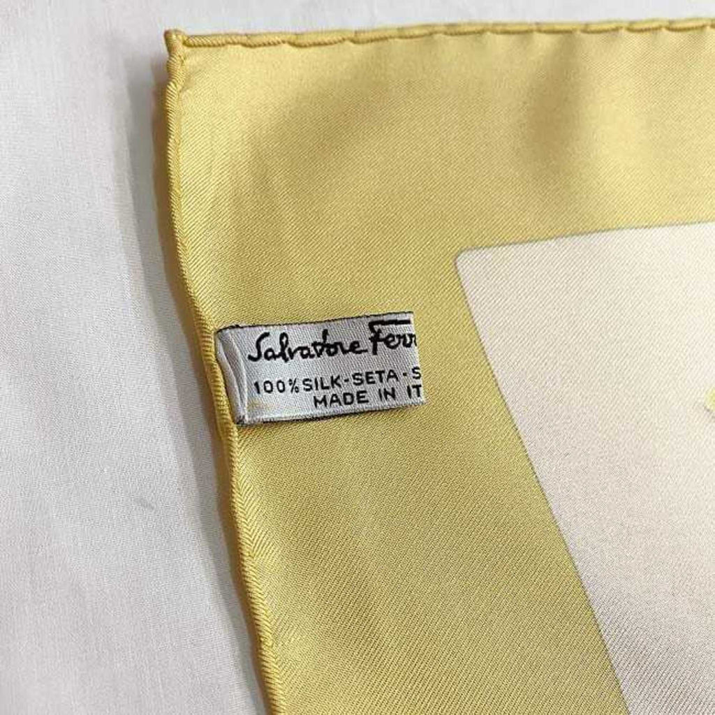 Silk Accessories Pre-Owned Scarf Ferragamo Flower Salvatore (Good) 100% Fashion Pink Yellow Women's