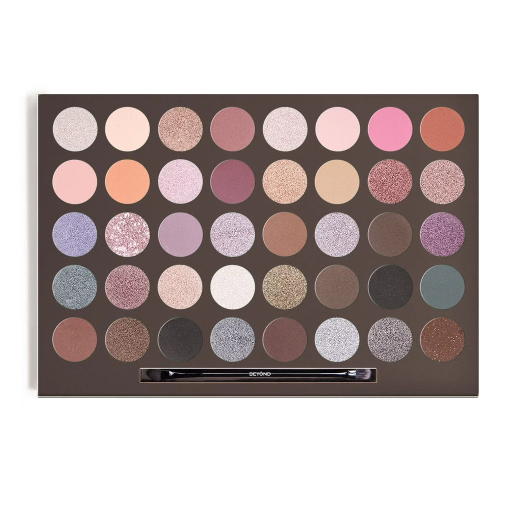 Colors Highly Palette. Matte PRO Pigment Shimmer 40 SAVAGE Eyeshadow BEYOND &