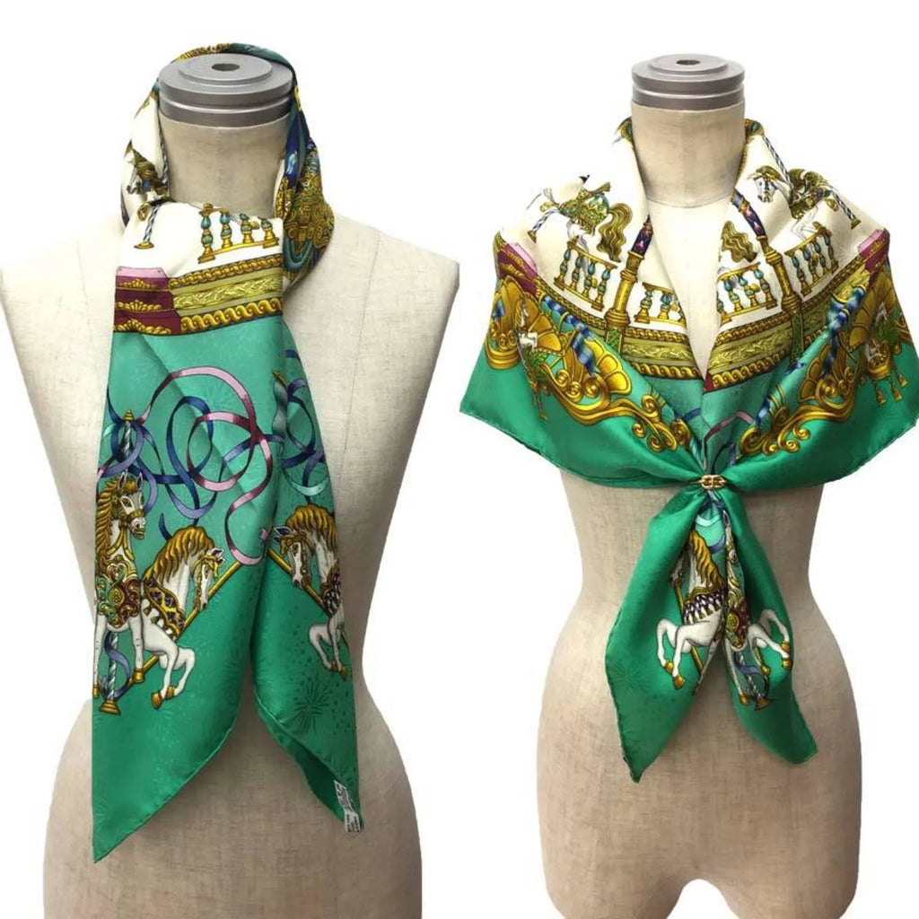 90 Embroidery PARK aq5159 Silk Park Pre-Owned Carousel HERMES Amusement Green Muffler (Good) Hermes Carre 100% LUNA Scarf