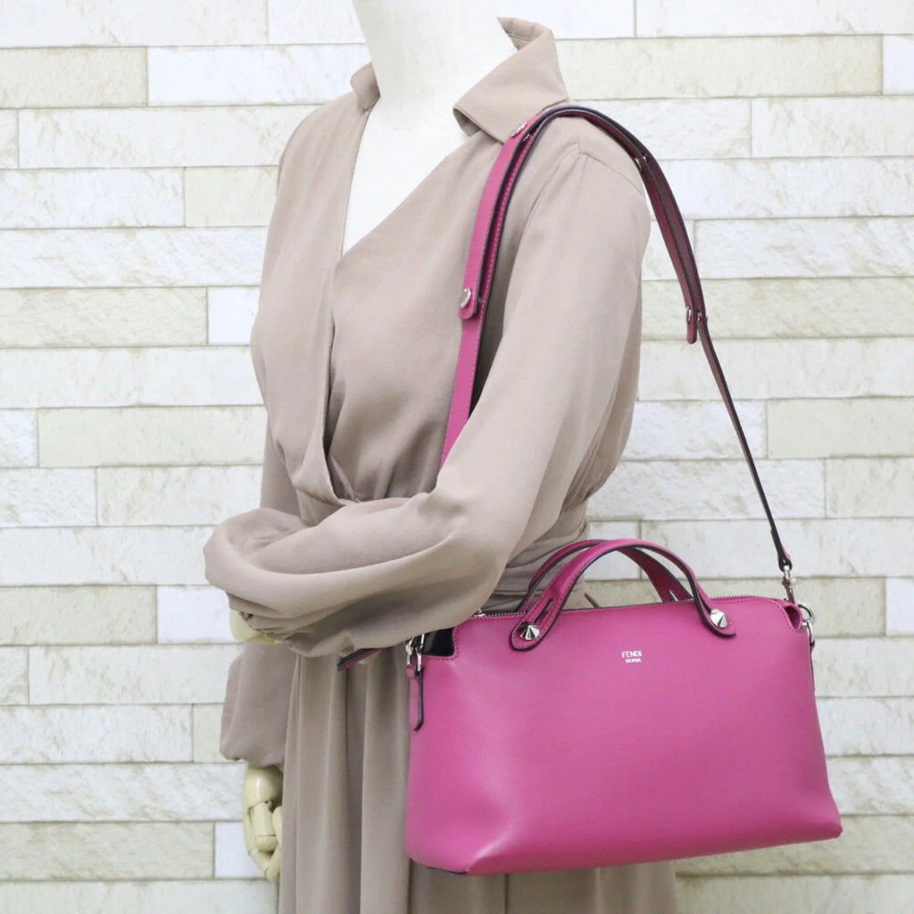 Fendi Women's Shoulder FENDI Pink Pre-Owned (Fair) Bag Leather Visaway
