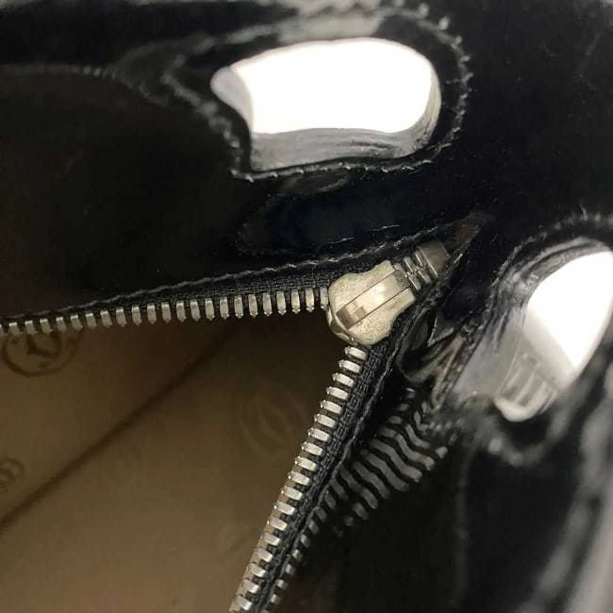 (Good) enamel tote mast L1000833 bag Marcello leather Cartier black Pre-Owned handbag patent SM ladies