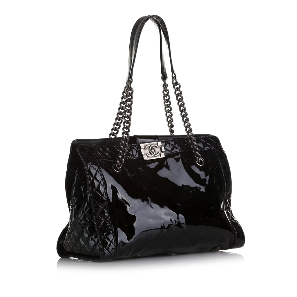Shopping Reverso Tote (Good) Tote Chanel Patent Bag Authenticated Boy Leather Black Pre-Owned Unisex