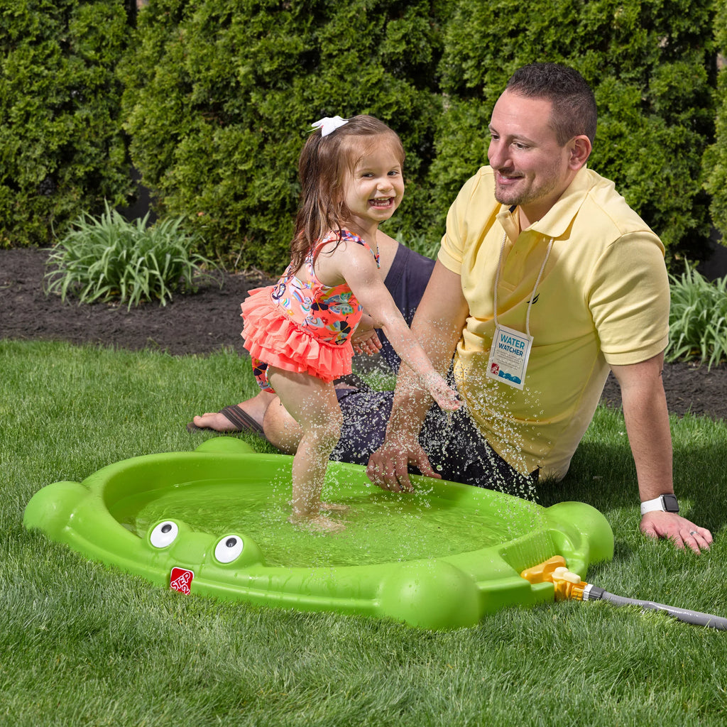 Playset Pad for Splash Plastic Outdoor Green Toddlers Water Step2 Waterbug