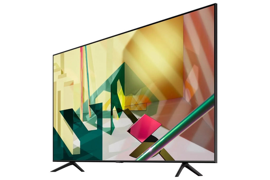 SAMSUNG Ultra HDR Smart (2160P) QLED 2020 Class HD 82” QN82Q70T TV 4K