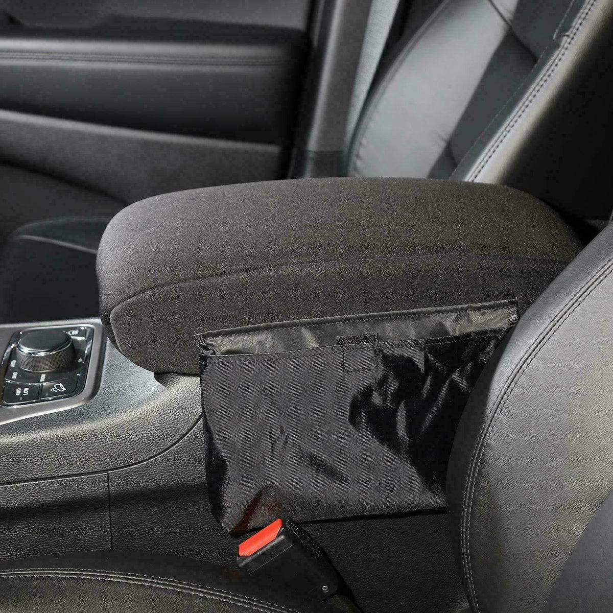 Armrest Cover Protector + Cover Black Console Teledu Pad