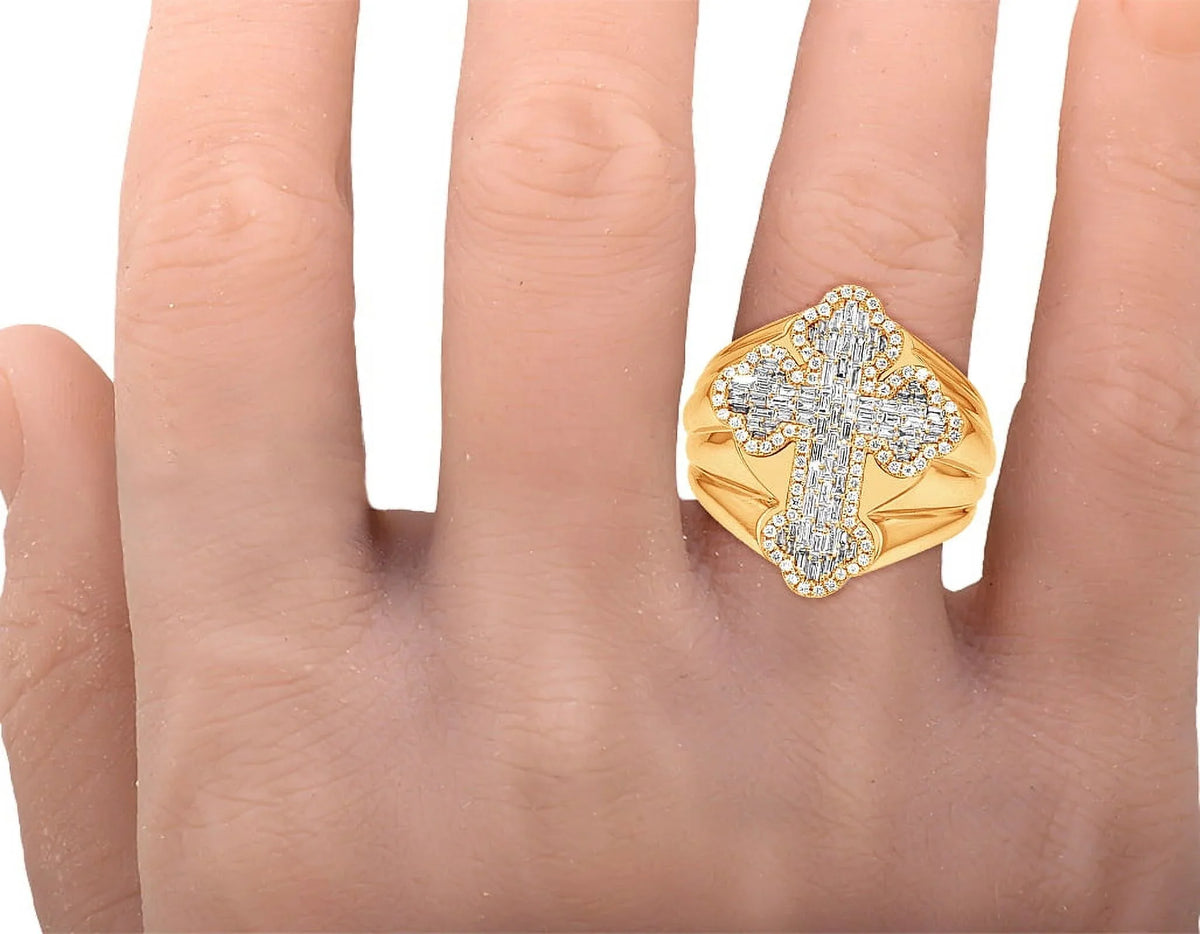 Pinky S10 Ring Cross 1.05 CT Gold Baguette Diamond 25MM