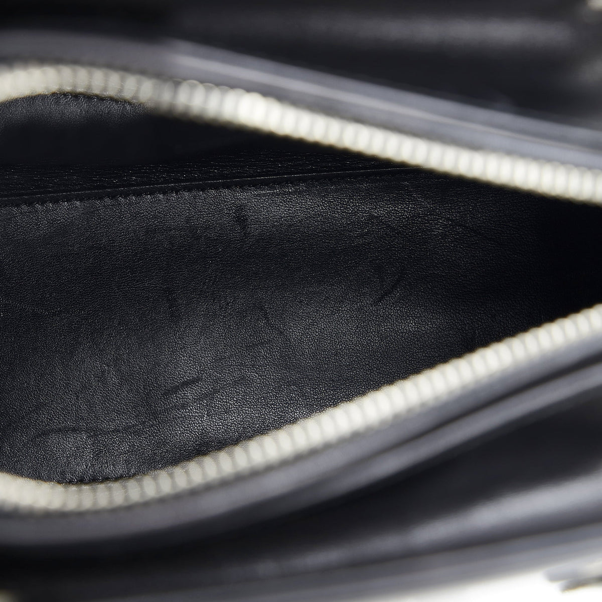 Black Unisex (Good) Pre-Owned Medium Judgement Lady Satchel Leather Calf Authenticated Dior