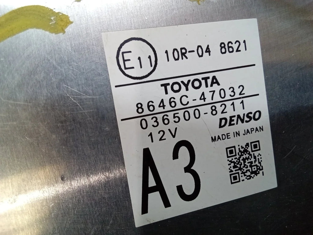 Lane Pre-Owned Front OEM Warning Camera Toyota 8646C-47032 (Good) 2018 Prius Departure Windshield