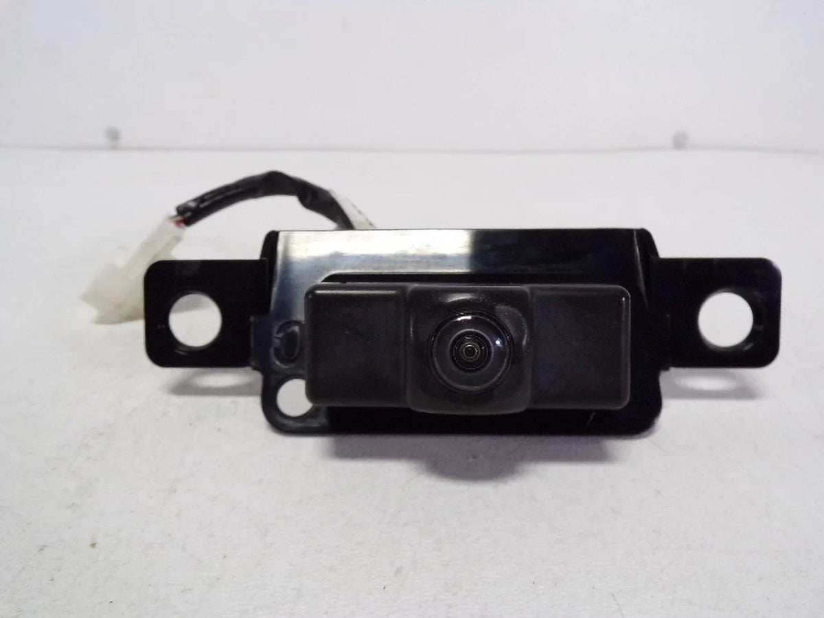 Toyota View Camera 18 19 OEM 20 Camry Pre-Owned (Good) Rear LKQ Backup