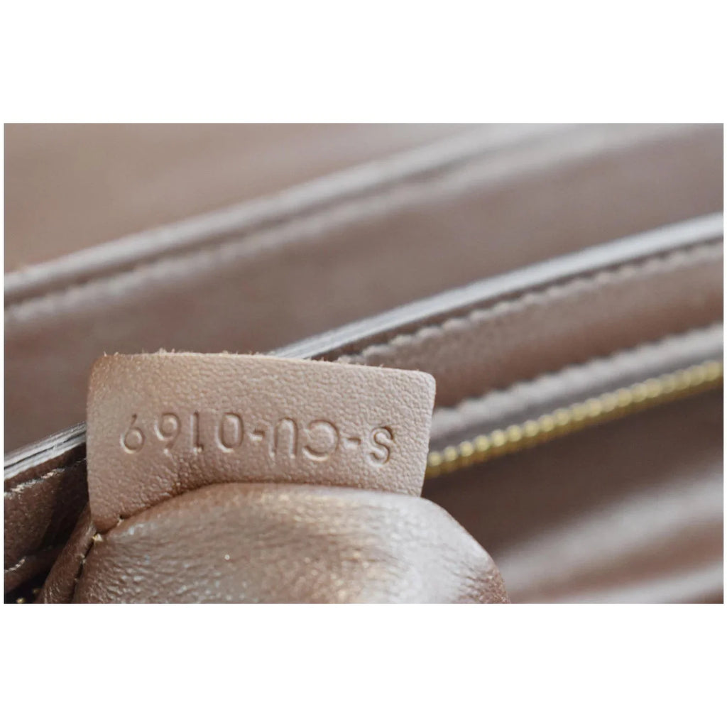 Bag C Medium Pre-owned Leather Crossbody Quilted CELINE Khaki